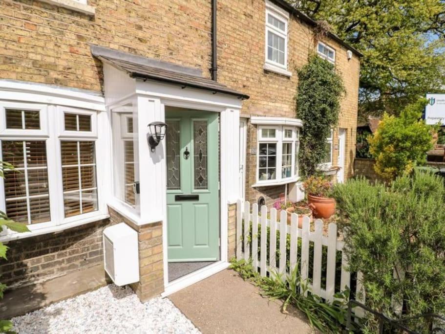 Minster Cottage - Cathedral Quarter With Free Parking Lincoln Exterior photo