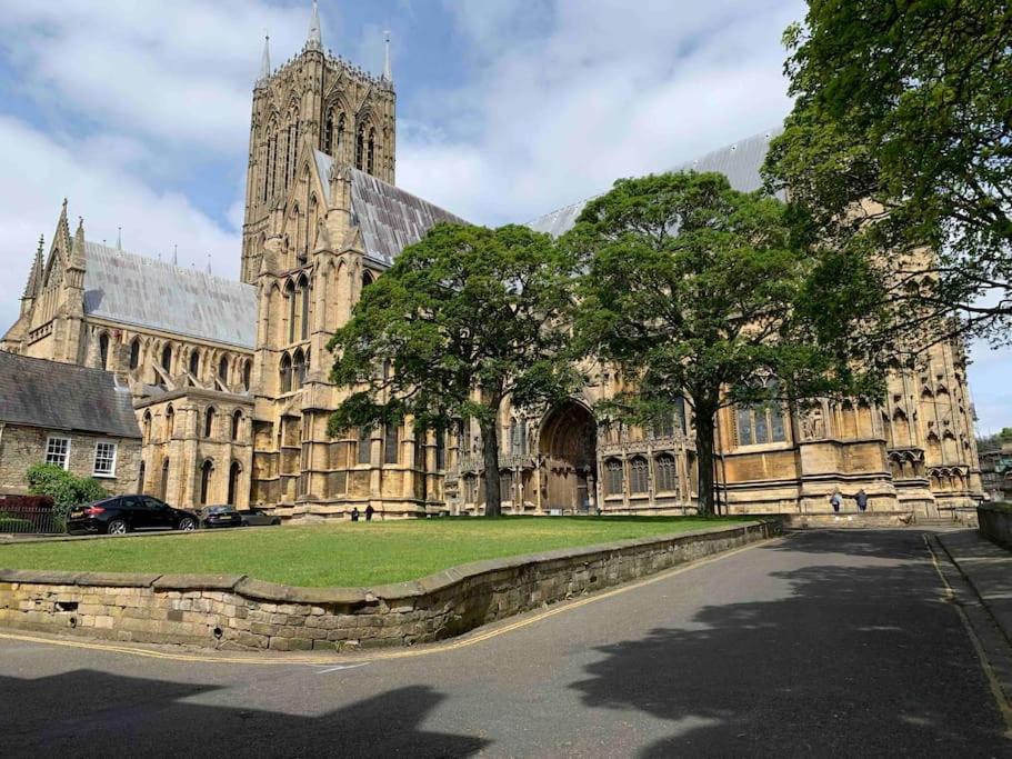 Minster Cottage - Cathedral Quarter With Free Parking Lincoln Exterior photo